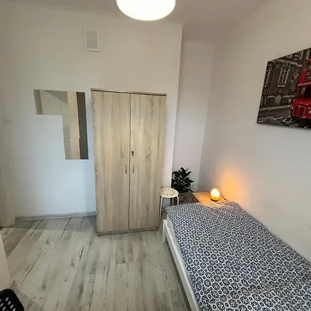 Manufaktura Aparthotel Lodz (Lodz)